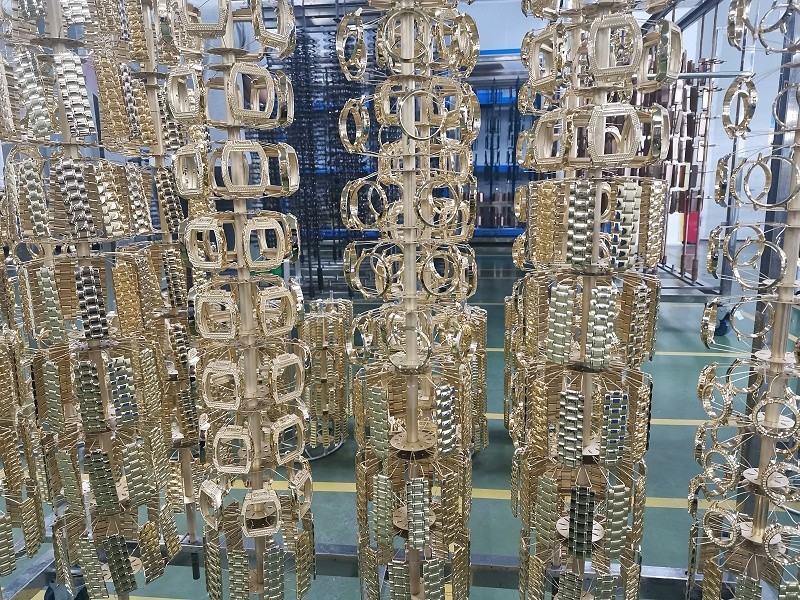 玫瑰金真空麻豆专区1区二区